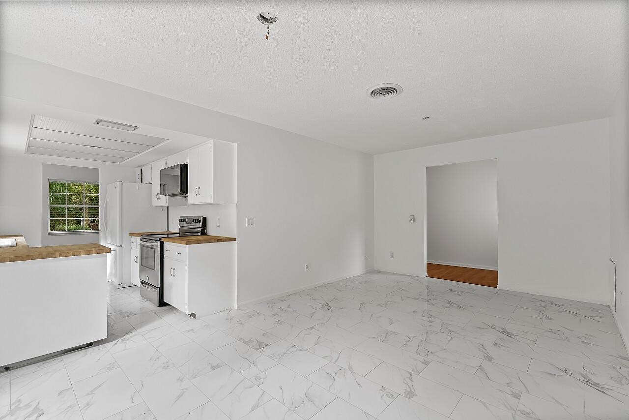 GLENDALE LAKES SUB - Residential