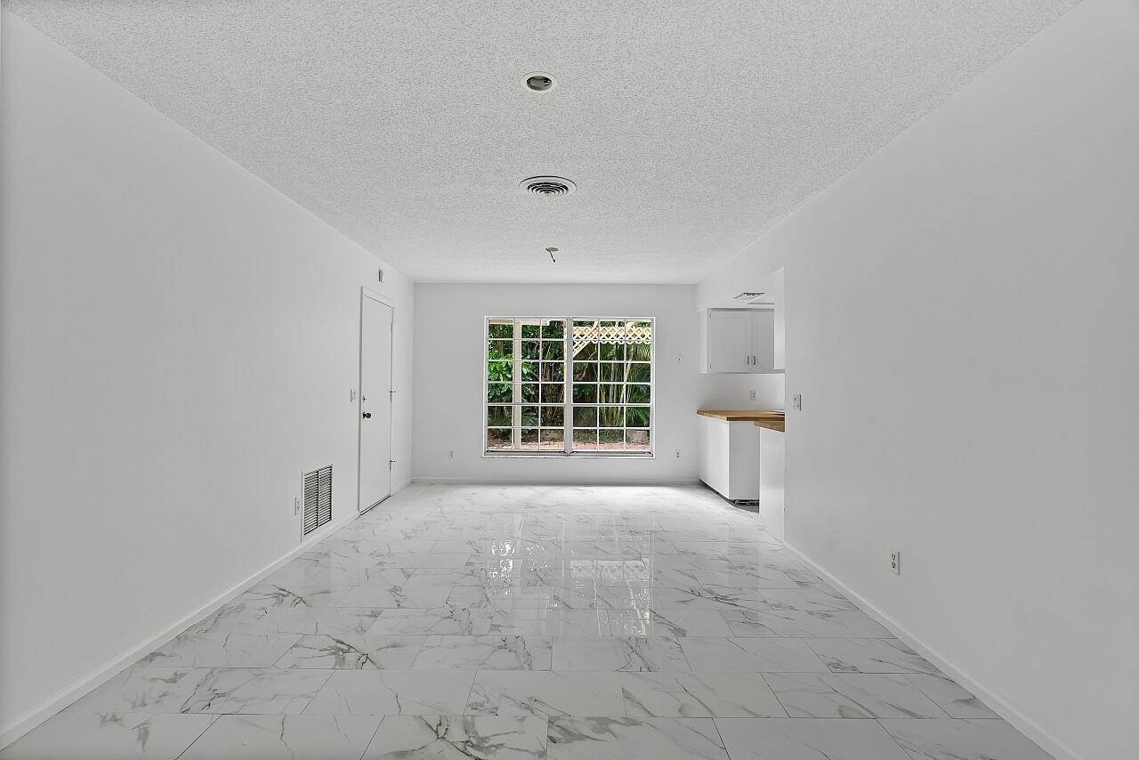 GLENDALE LAKES SUB - Residential