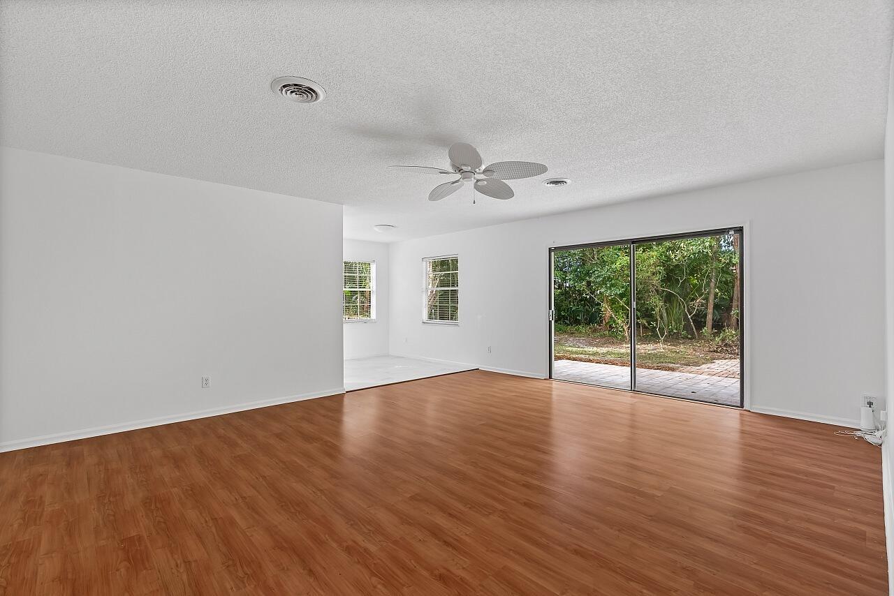 GLENDALE LAKES SUB - Residential