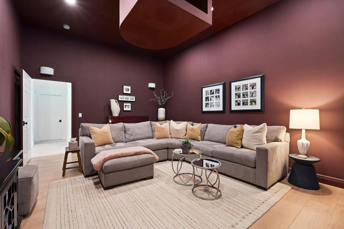 SEWALLS LANDING - Residential