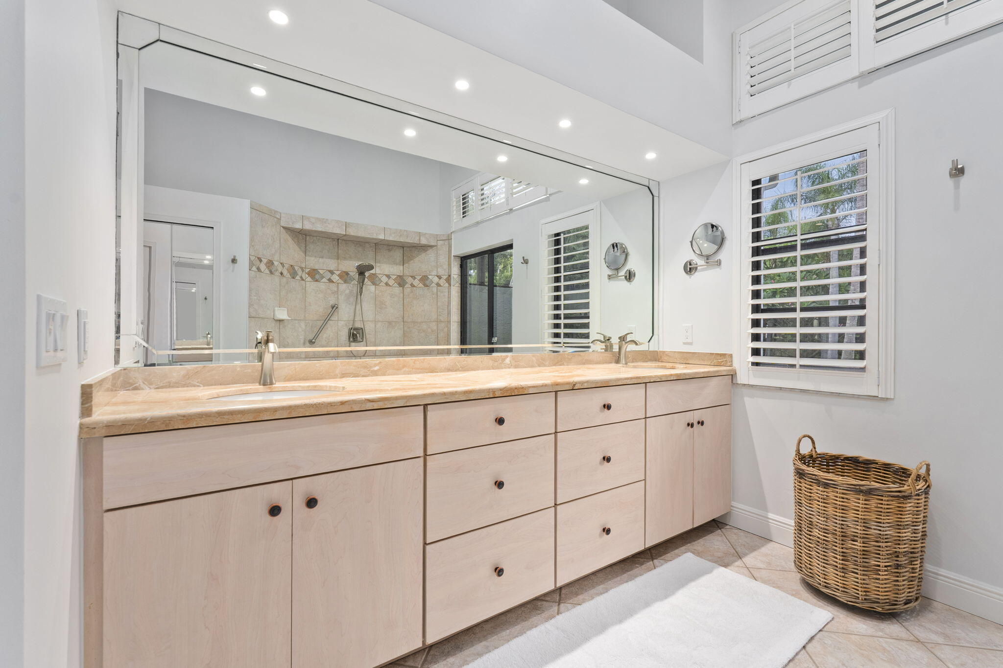 SEWALLS LANDING - Residential