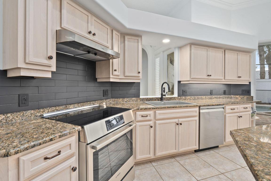 SEWALLS LANDING - Residential