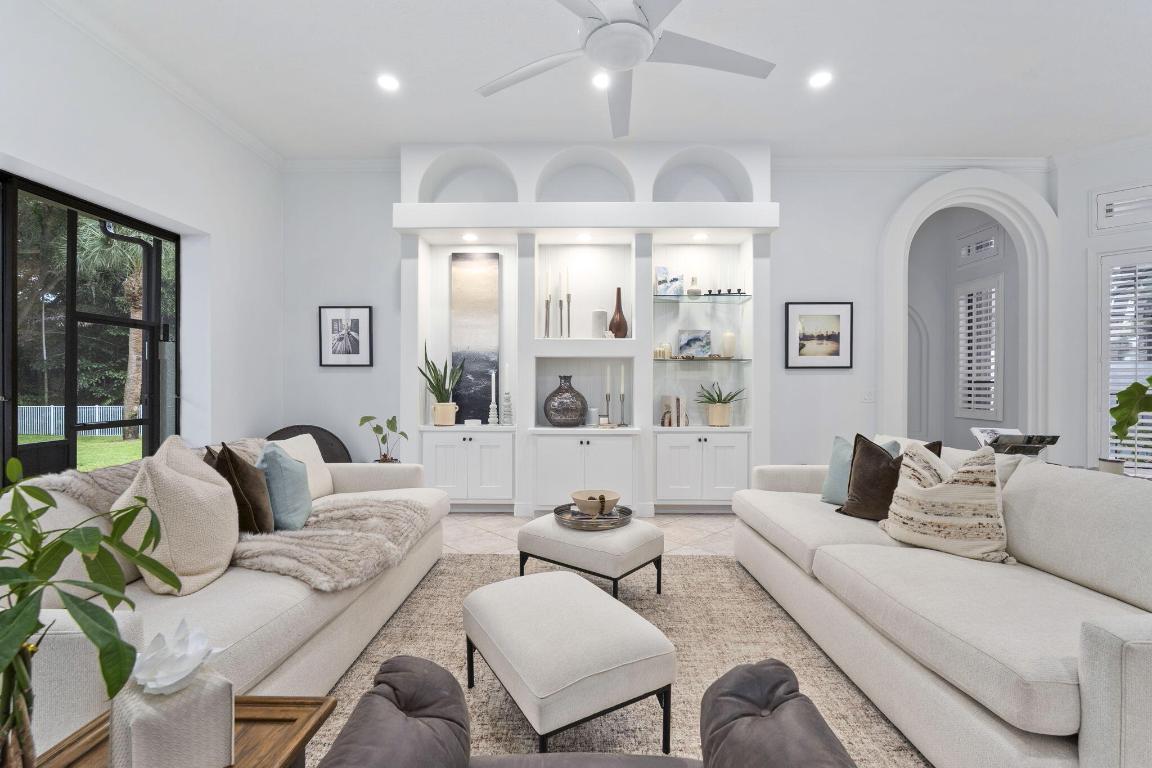 SEWALLS LANDING - Residential