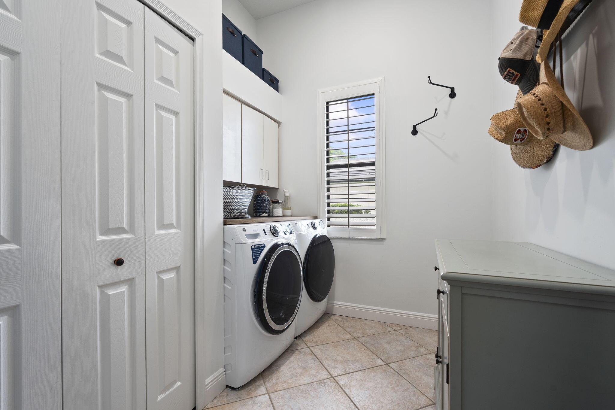 SEWALLS LANDING - Residential