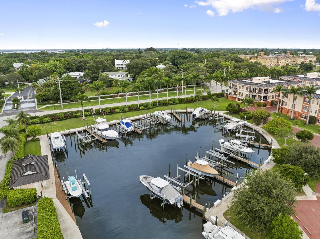 SEWALLS LANDING - Residential