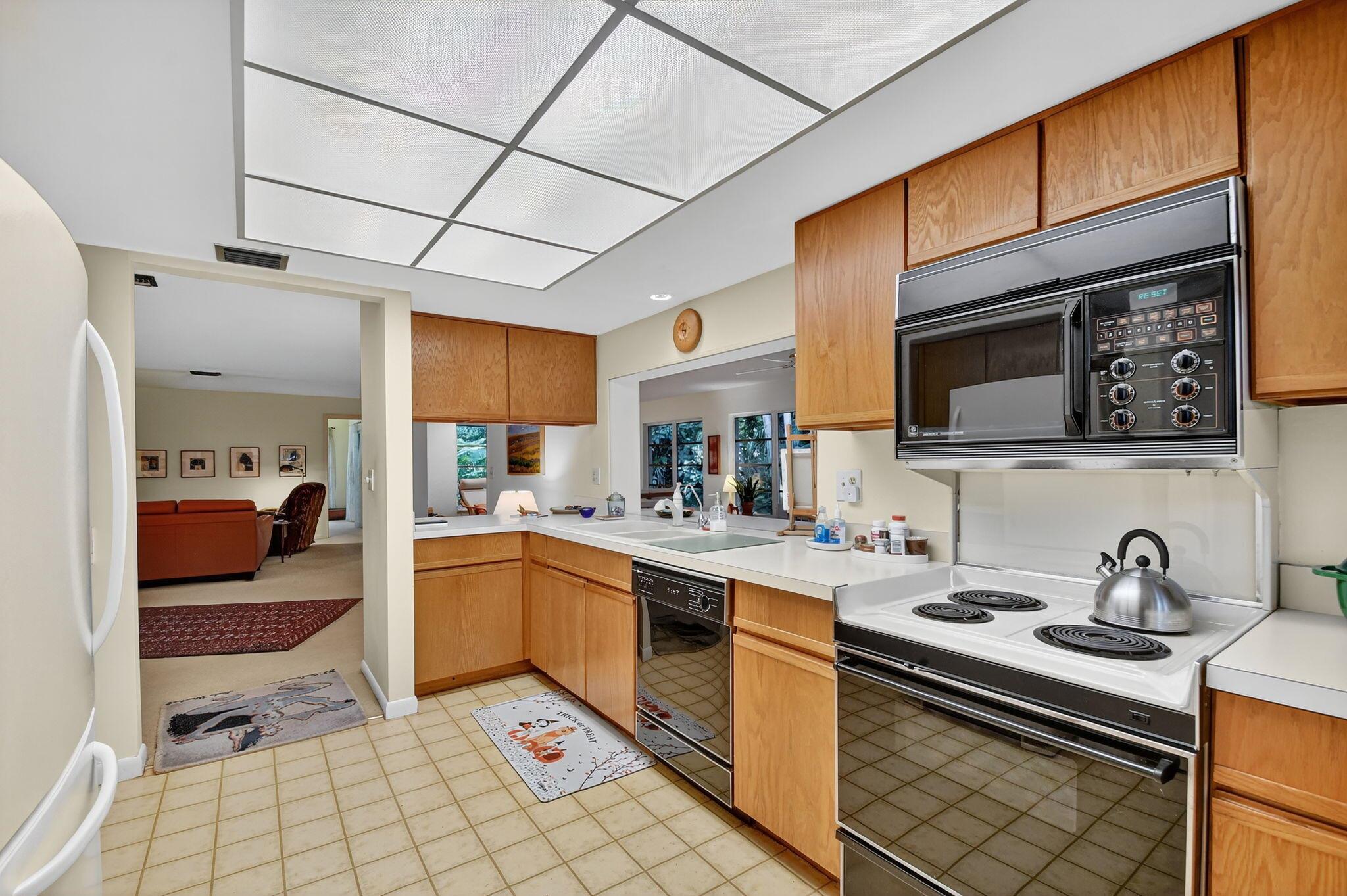 CYPRESS KEY VILLAS - Residential