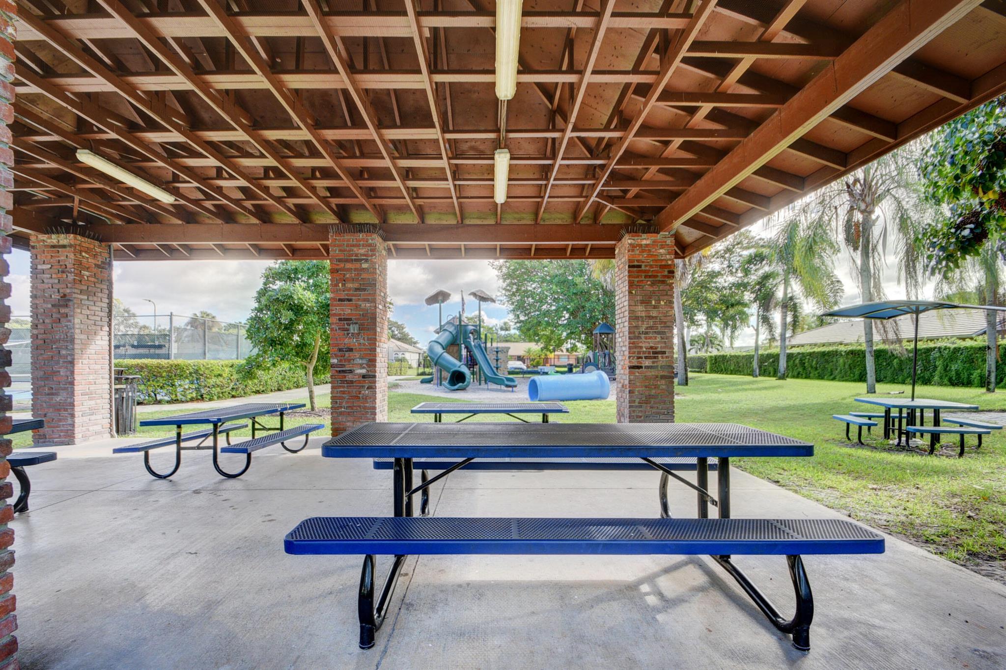 CYPRESS KEY VILLAS - Residential