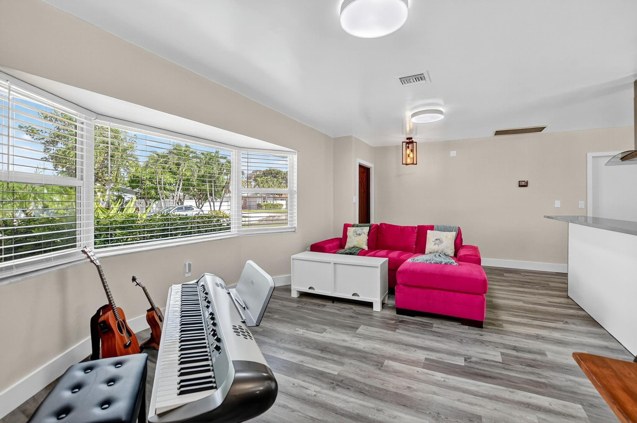 Country Club Village Sec - Residential