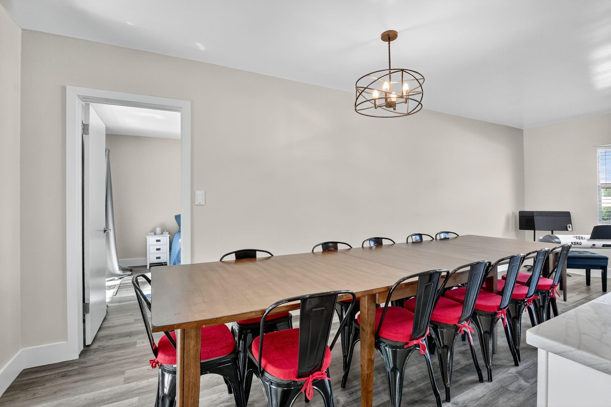 Country Club Village Sec - Residential