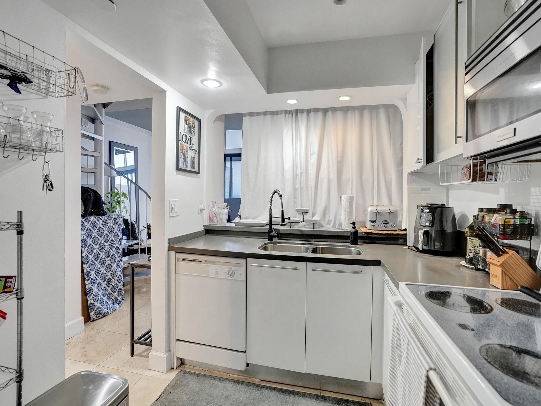 Venetia - Residential