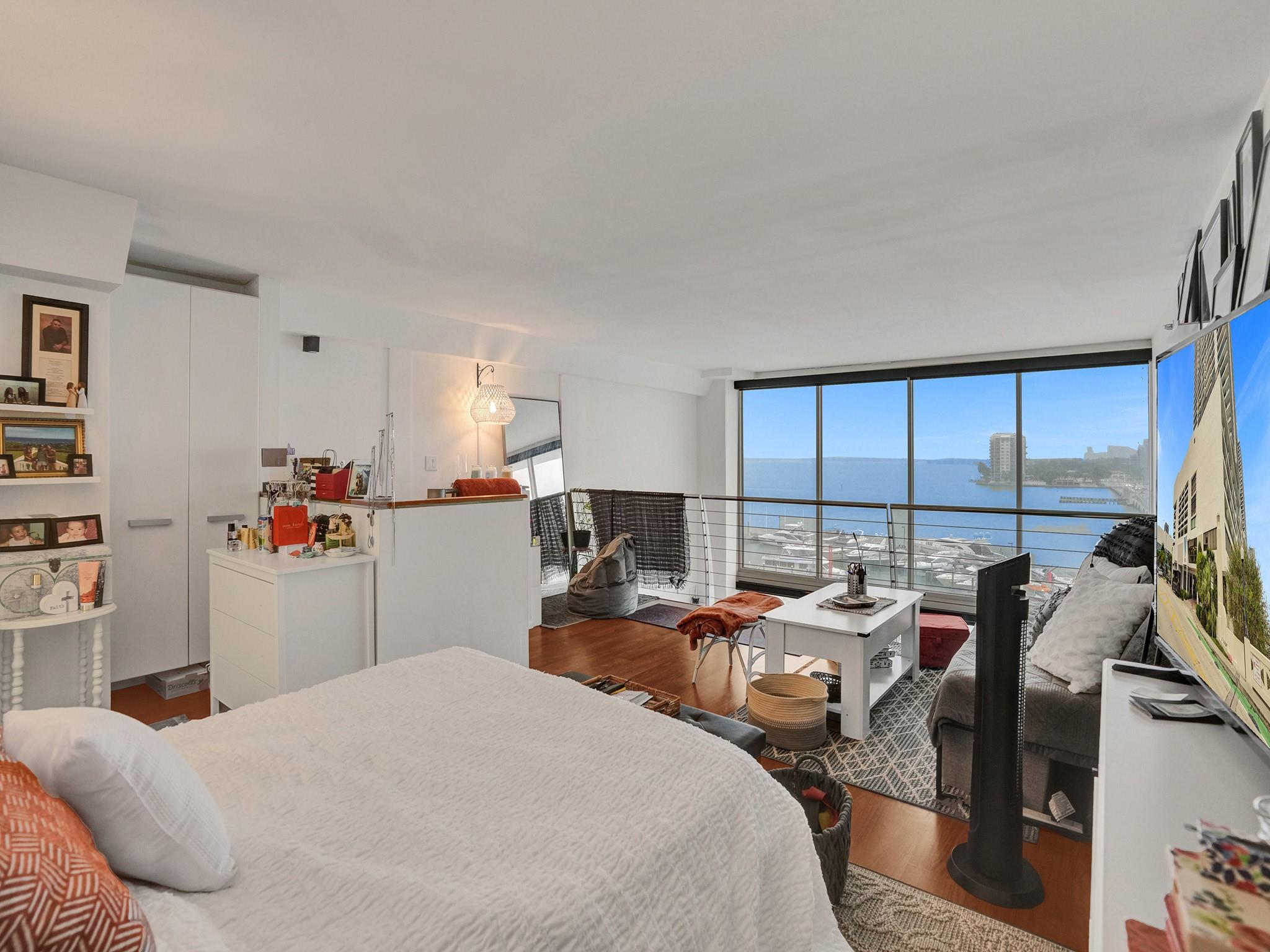 555 NE 15th St T4(704)