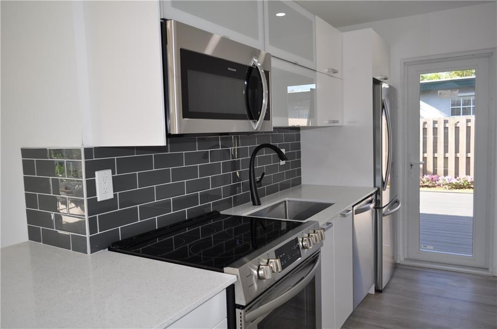 Allenwood Add 30-2 B - Residential Lease