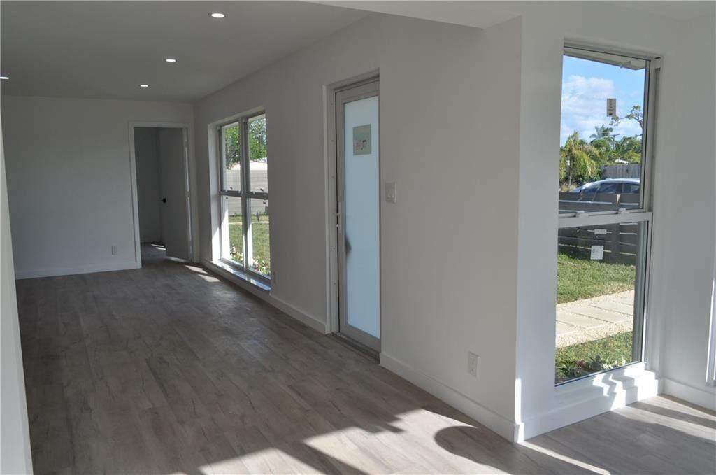 Photo of 1625 NE 15th Avenue #2, Fort Lauderdale, FL 33305 (MLS # F10503577)