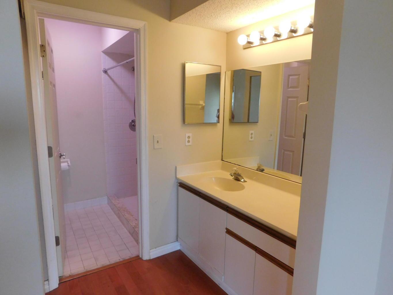 SOUTH LAKE CONDO Dos Lago - Residential Lease