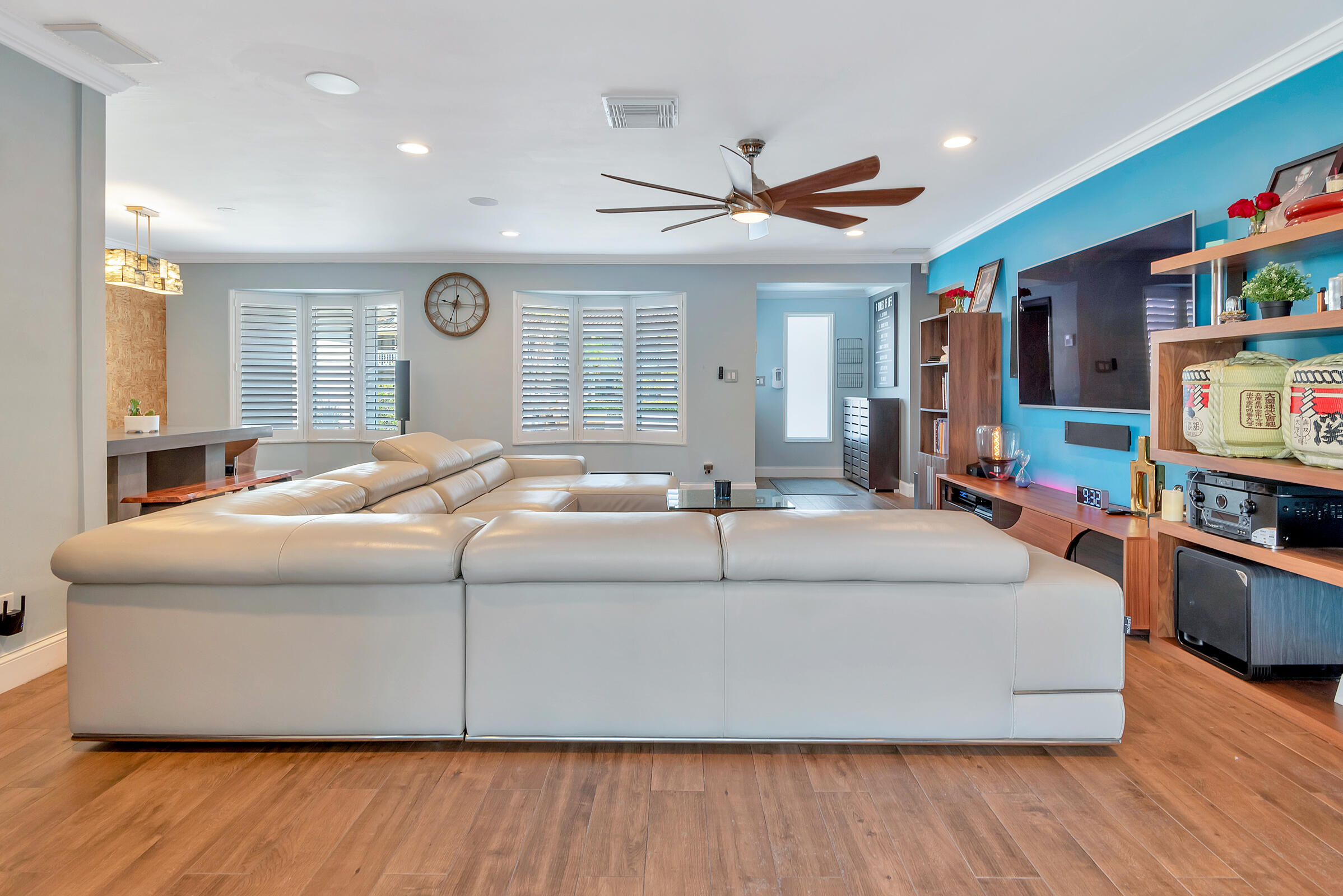 IMPERIAL POINT 5 SEC - Residential