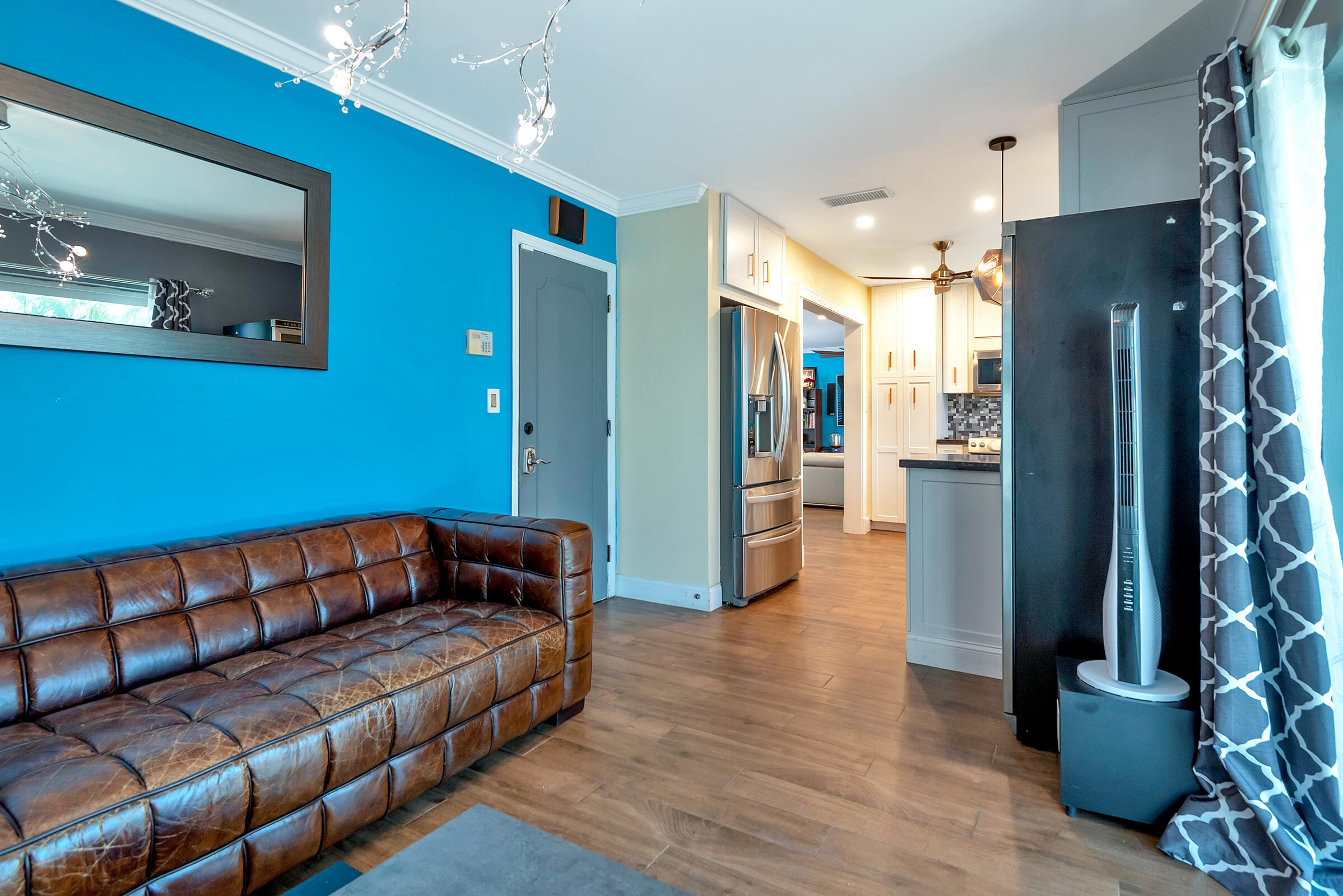 IMPERIAL POINT 5 SEC - Residential