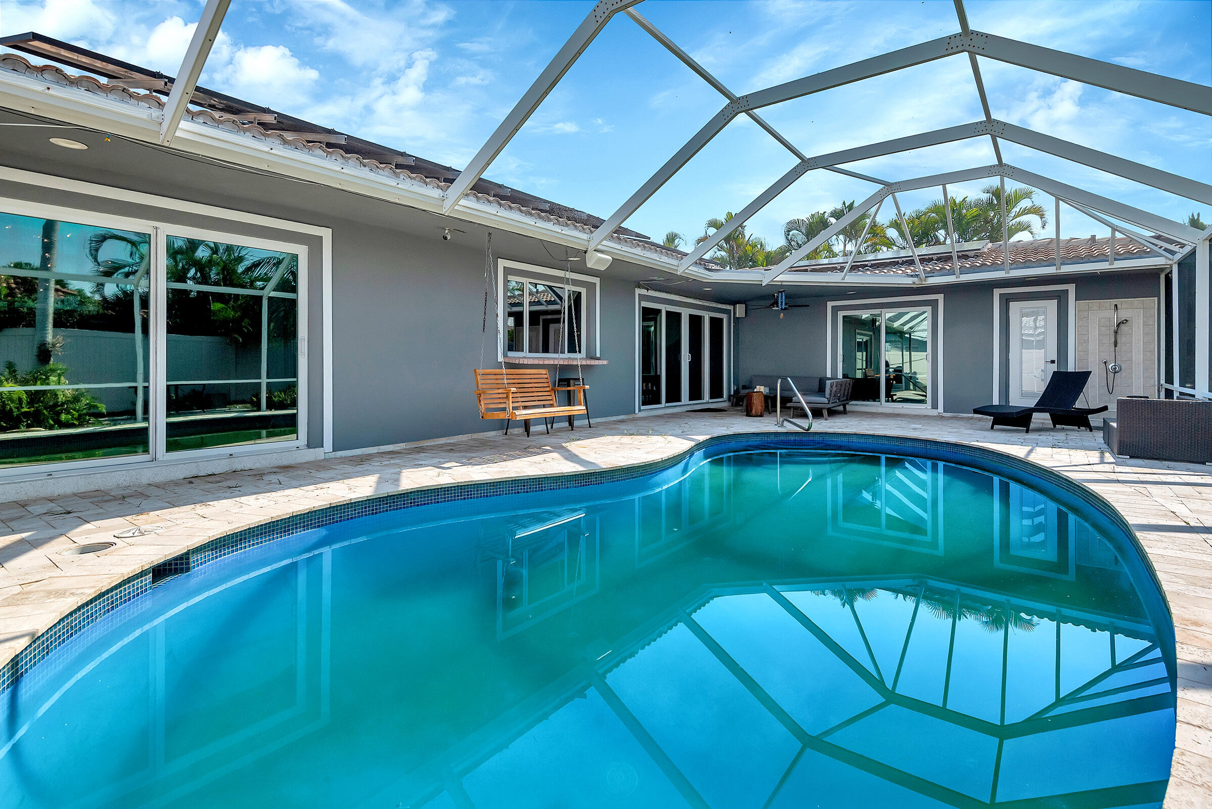 IMPERIAL POINT 5 SEC - Residential