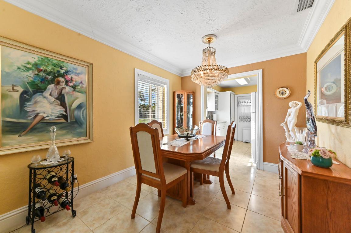 1100 Summer Street 1