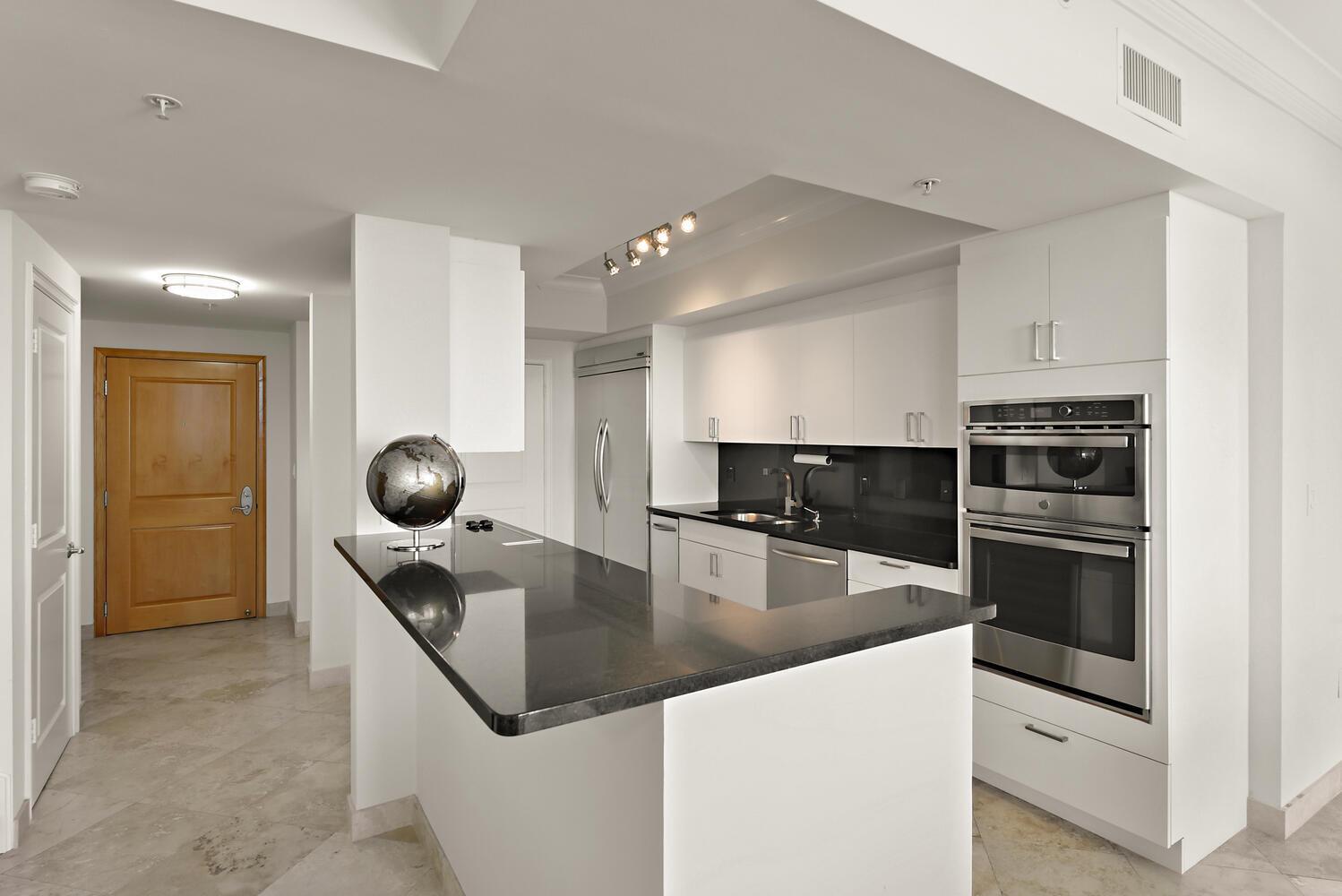 99 SE Mizner Boulevard Ph 909