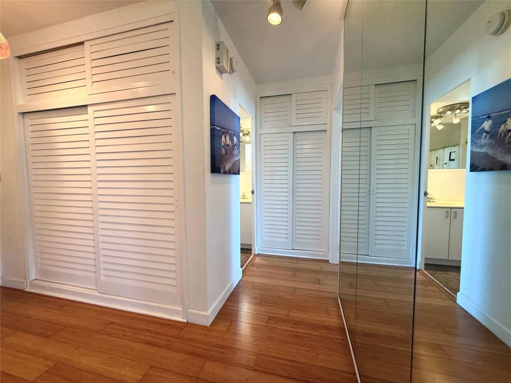 Coral Ridge Towers - Residential