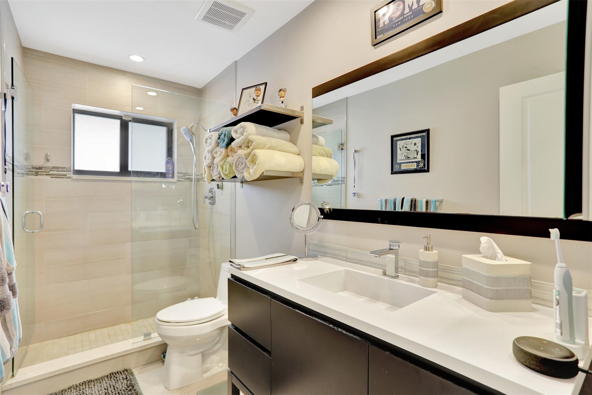 Venetian Isles 3rd Sec 47 - Residential