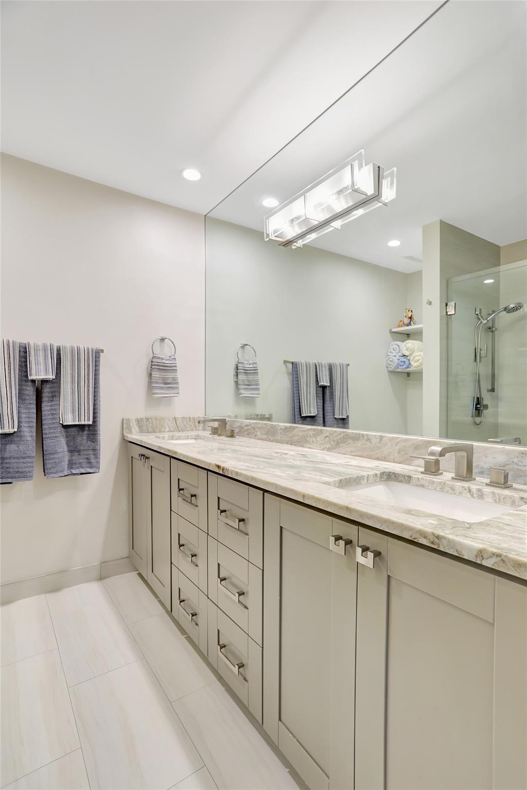 Venetian Isles 3rd Sec 47 - Residential