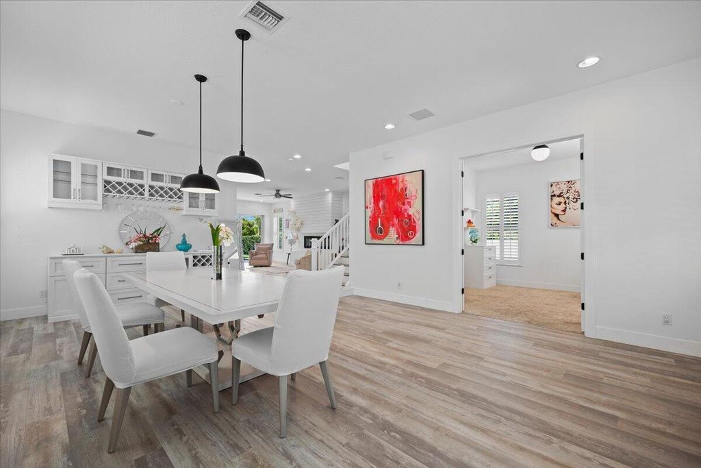 Photo of 1127 Faulkner Terrace, Palm Beach Gardens, FL 33418 (MLS # B26008807)