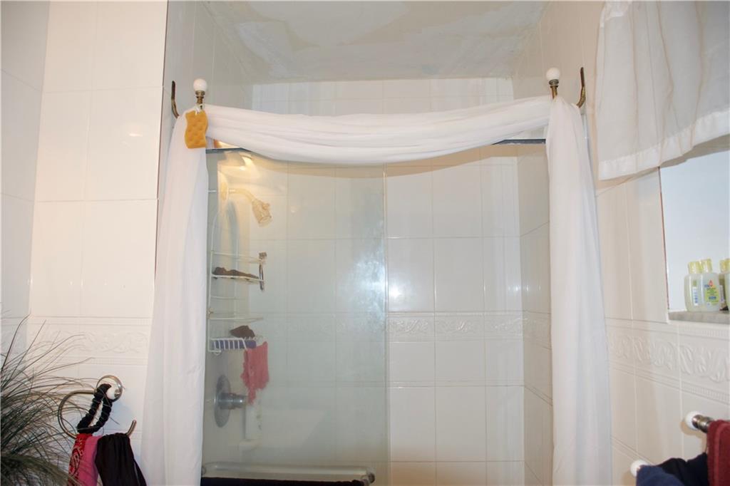 Forest Hill Village 04 - Residential