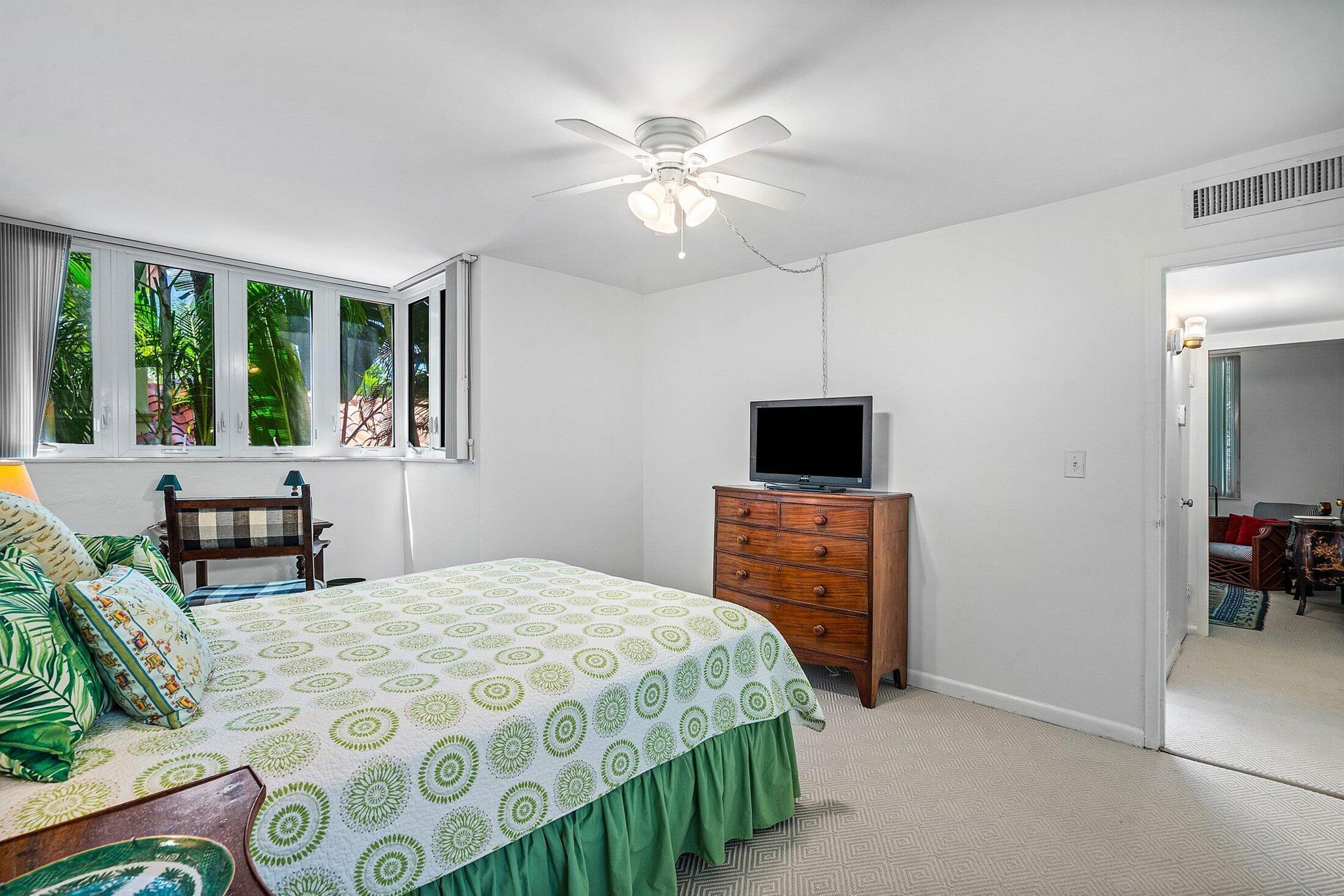 PALM BEACH ATLANTIC COND - Residential