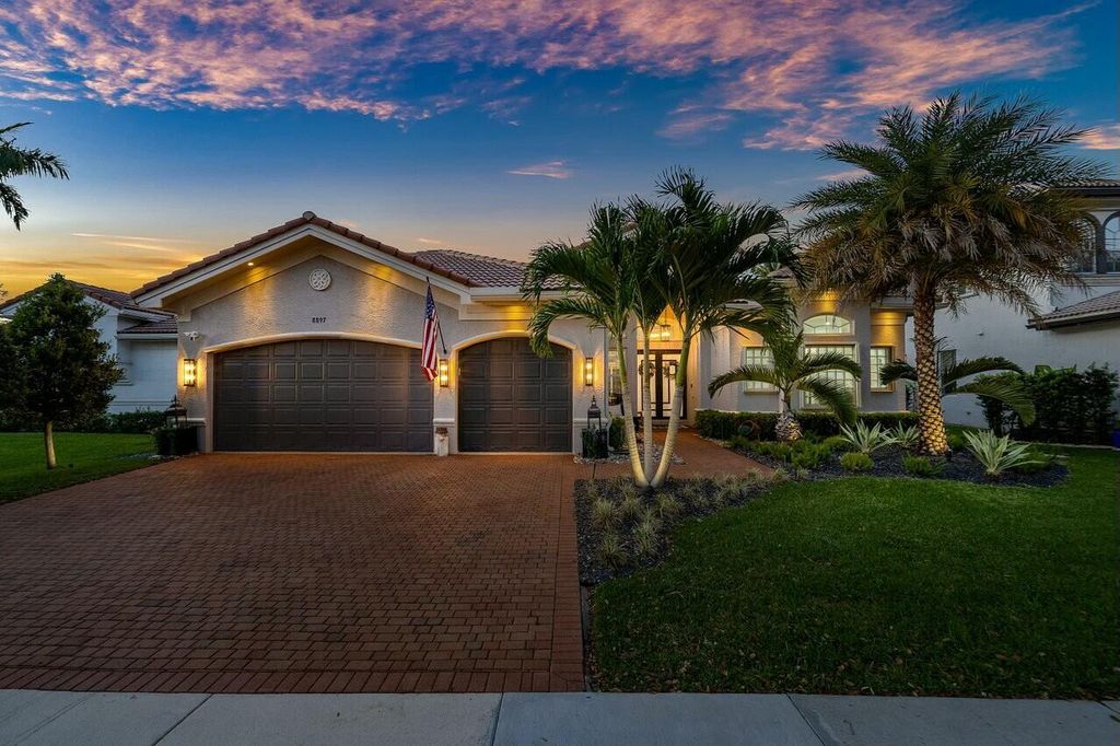 Photo of 8897 Raven Rock Court, Boynton Beach, FL 33473 (MLS # R11074575)