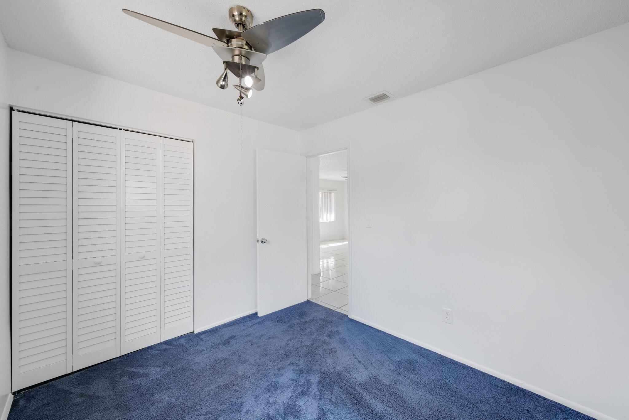 LAKE WORTH HILLS 2ND ADD - Residential