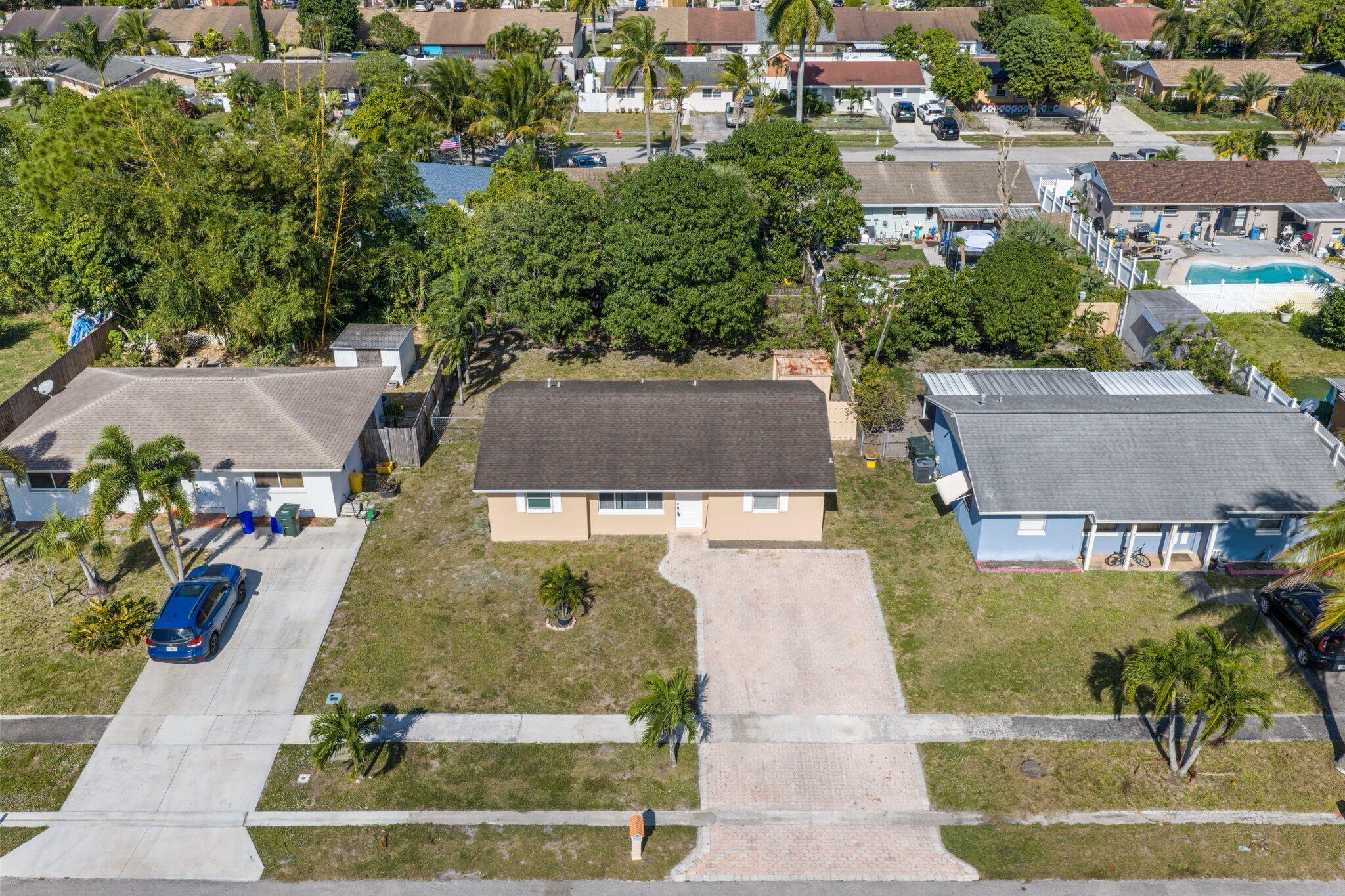 LAKE WORTH HILLS 2ND ADD - Residential