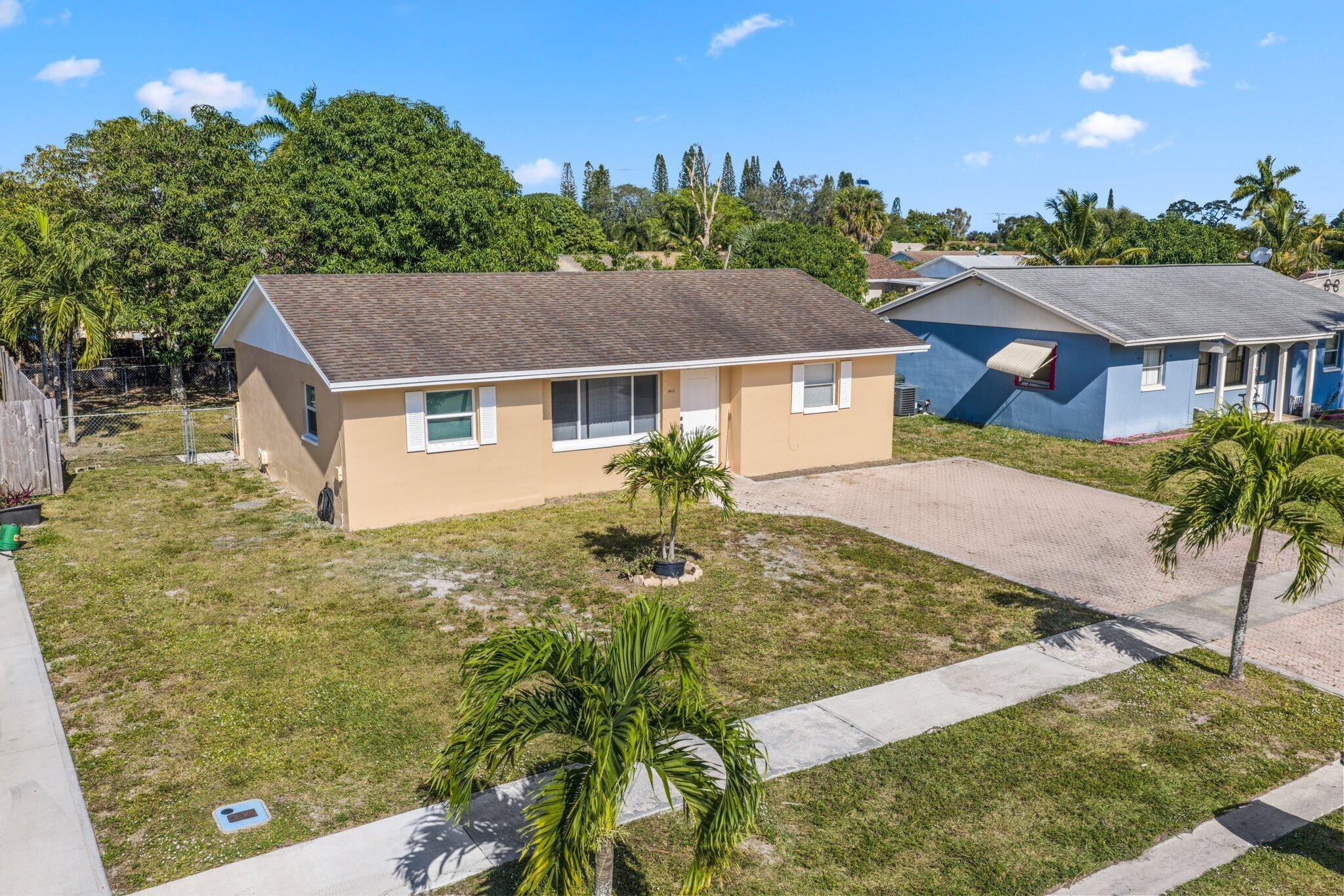 LAKE WORTH HILLS 2ND ADD - Residential