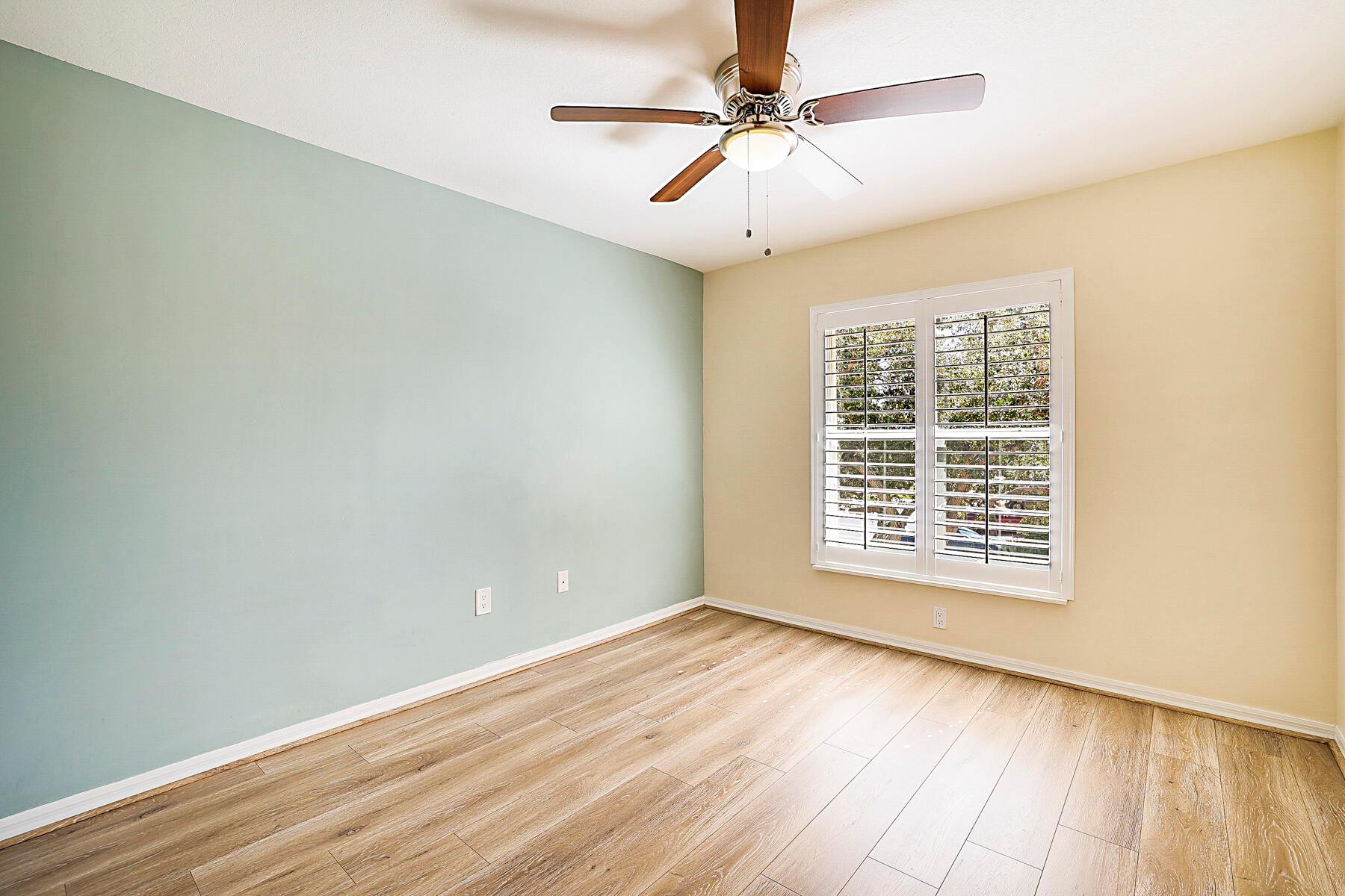 Riviera Beach, Florida 33418, United States, 3 Bedrooms Bedrooms, ,3 BathroomsBathrooms,Residential,Pending,207912