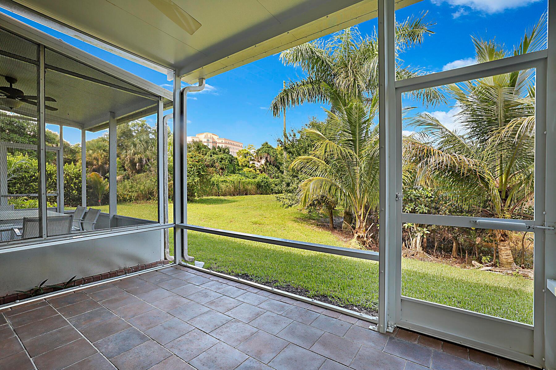 Riviera Beach, Florida 33418, United States, 3 Bedrooms Bedrooms, ,3 BathroomsBathrooms,Residential,Pending,207912