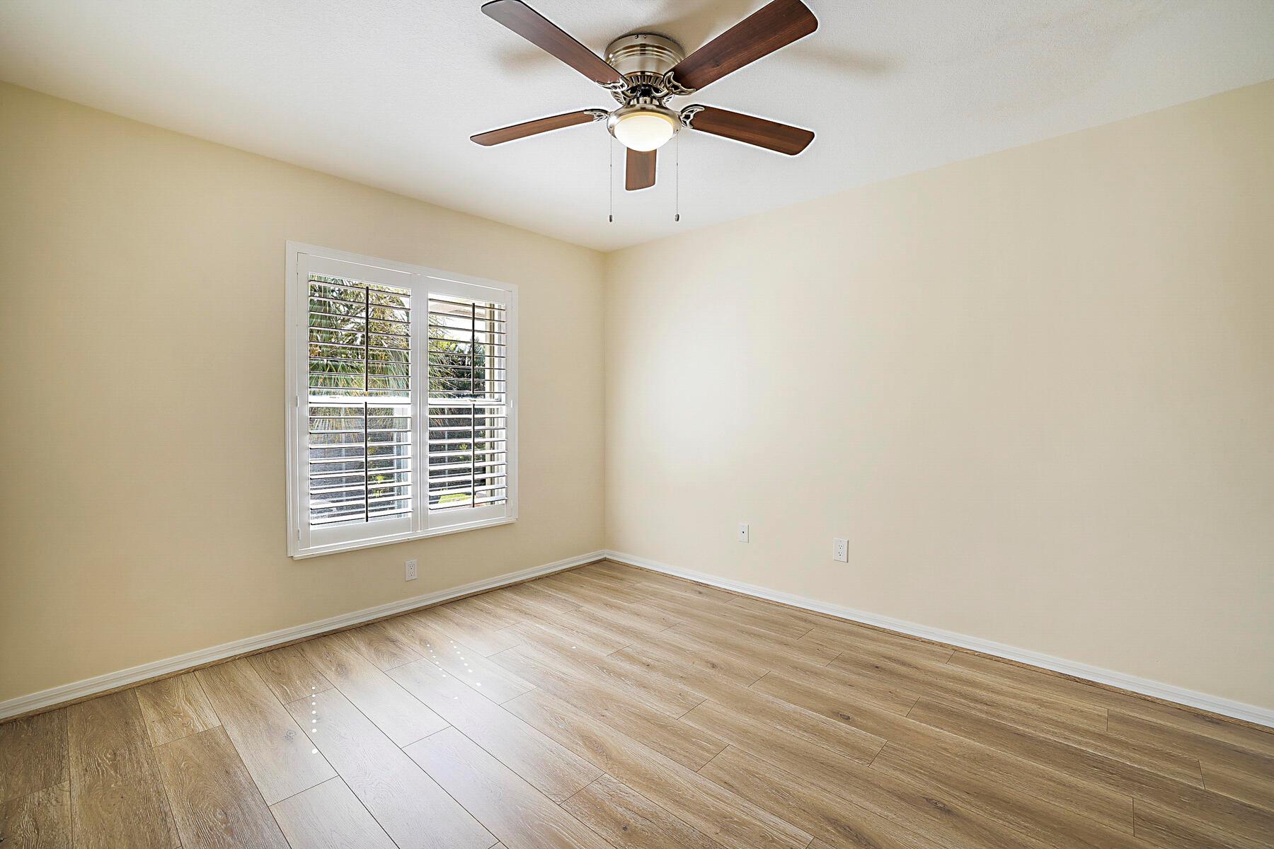 Riviera Beach, Florida 33418, United States, 3 Bedrooms Bedrooms, ,3 BathroomsBathrooms,Residential,Pending,207912