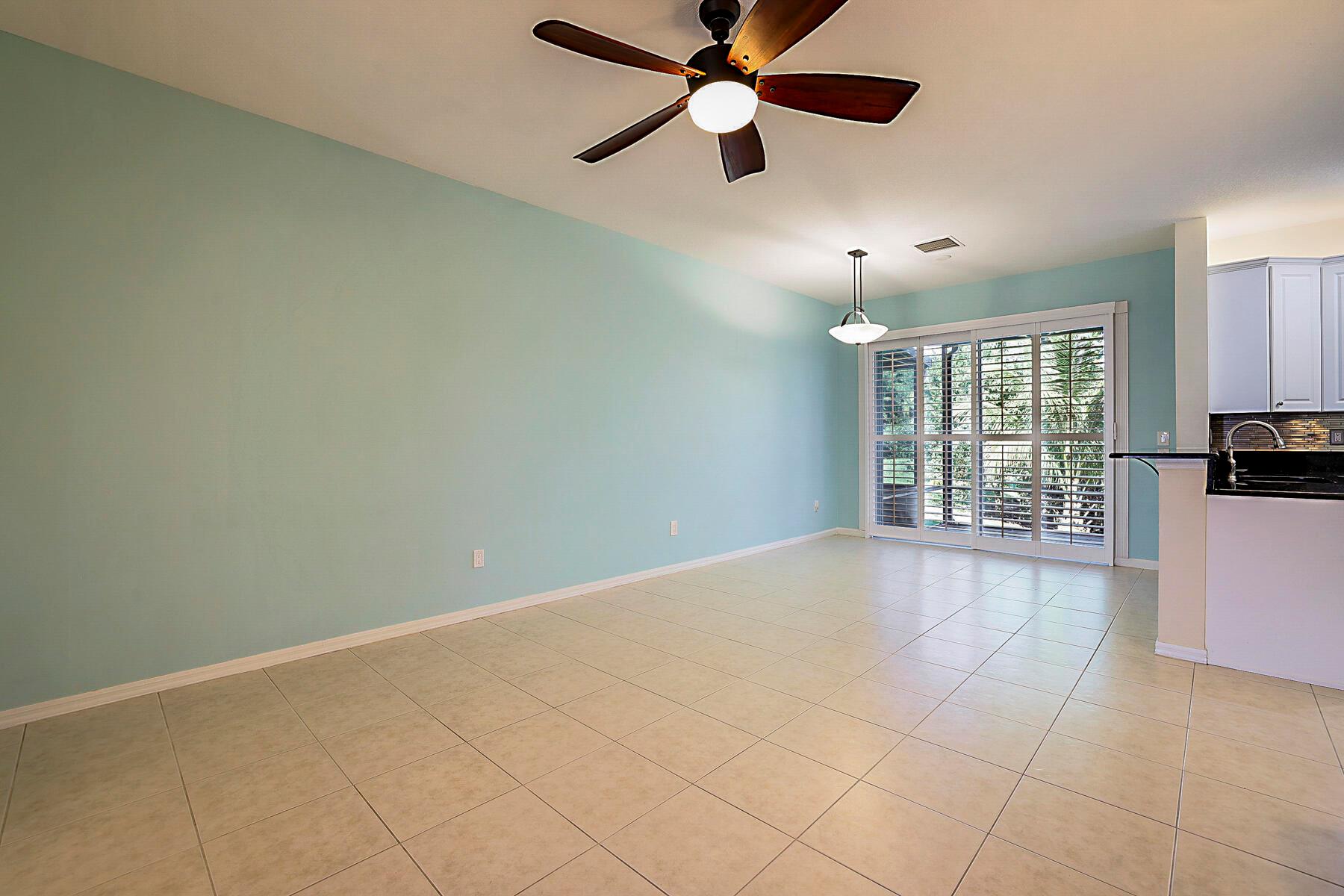 Riviera Beach, Florida 33418, United States, 3 Bedrooms Bedrooms, ,3 BathroomsBathrooms,Residential,Pending,207912