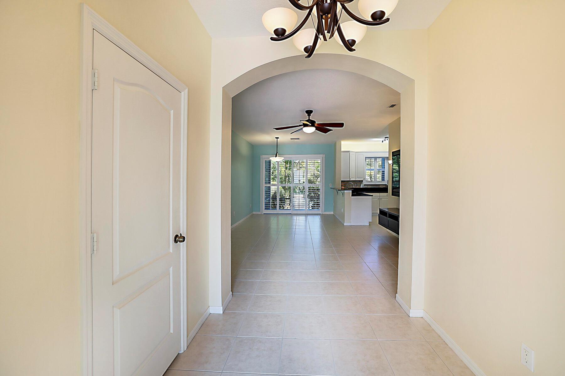 Riviera Beach, Florida 33418, United States, 3 Bedrooms Bedrooms, ,3 BathroomsBathrooms,Residential,Pending,207912