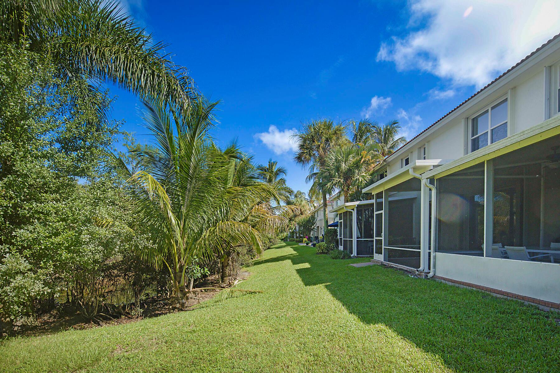 Riviera Beach, Florida 33418, United States, 3 Bedrooms Bedrooms, ,3 BathroomsBathrooms,Residential,Pending,207912