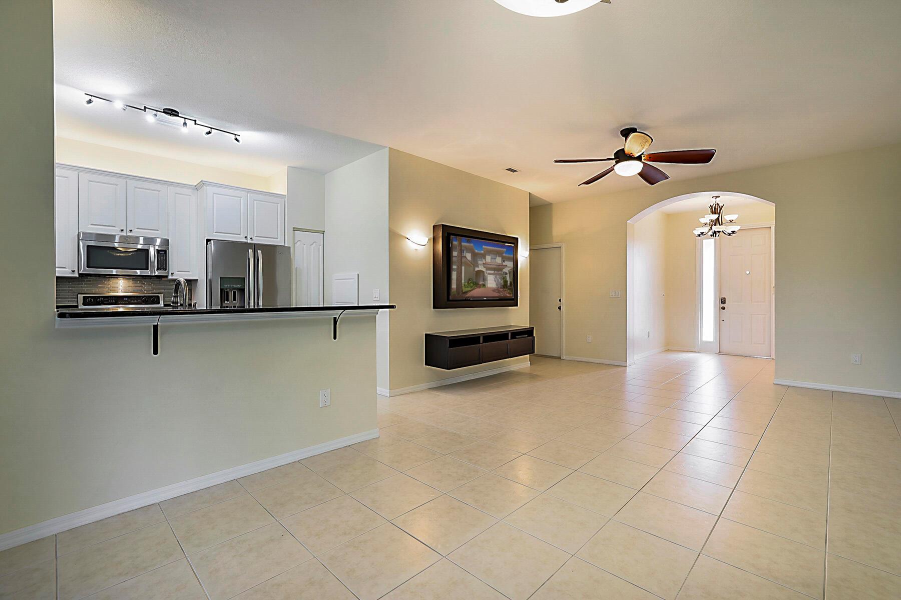 Riviera Beach, Florida 33418, United States, 3 Bedrooms Bedrooms, ,3 BathroomsBathrooms,Residential,Pending,207912