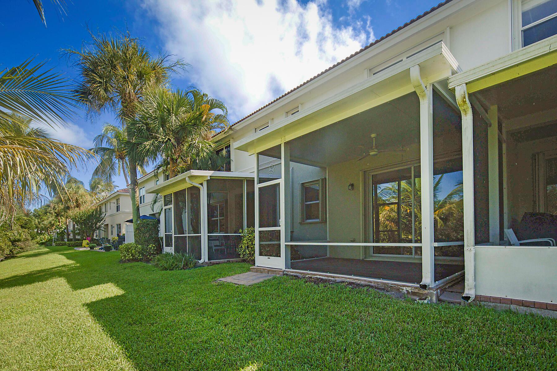 Riviera Beach, Florida 33418, United States, 3 Bedrooms Bedrooms, ,3 BathroomsBathrooms,Residential,Pending,207912