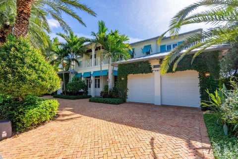 Tiny photo for 2798 NE 24th Street, Lighthouse Point, FL 33064 (MLS # B26031581)