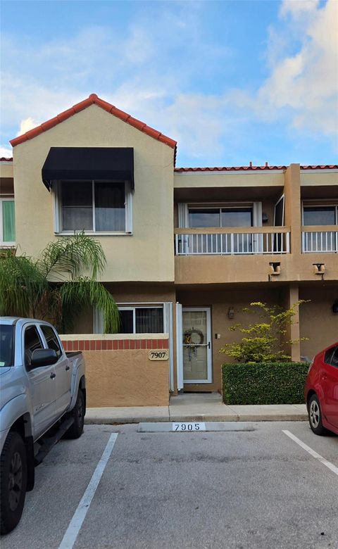 7907 NW 7th Ct Plantation FL 33324