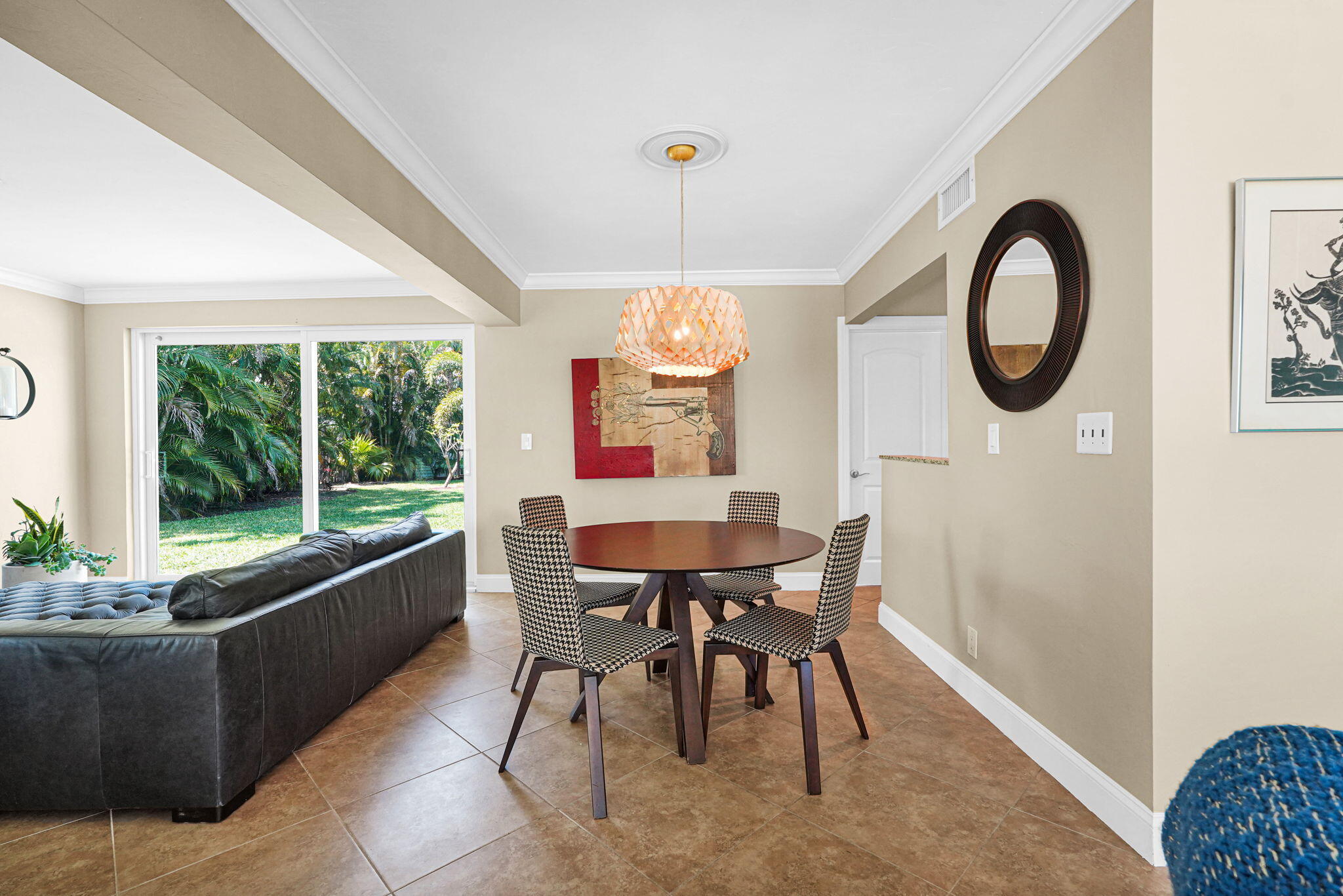 IMPERIAL POINT 1 SEC - Residential