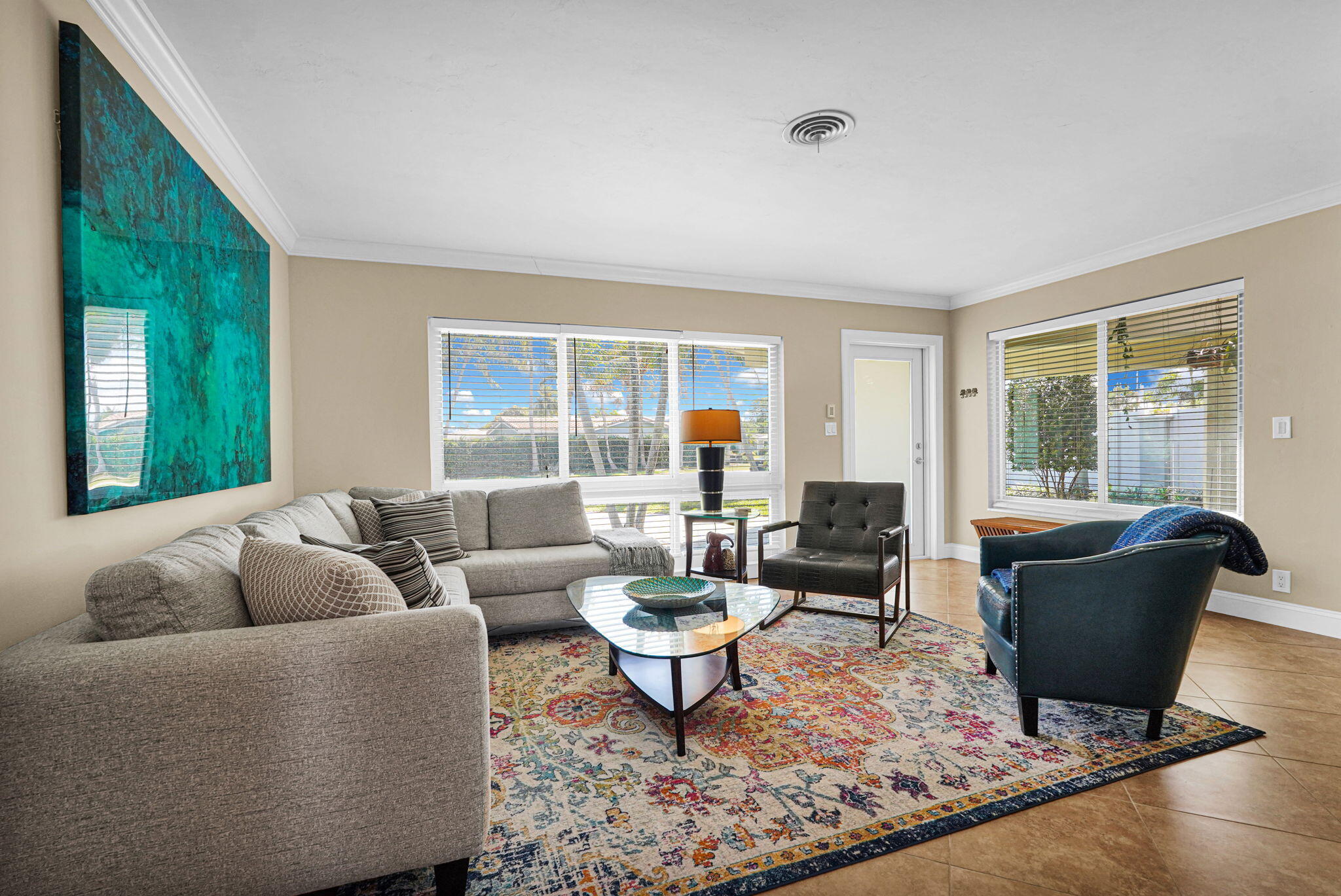 IMPERIAL POINT 1 SEC - Residential