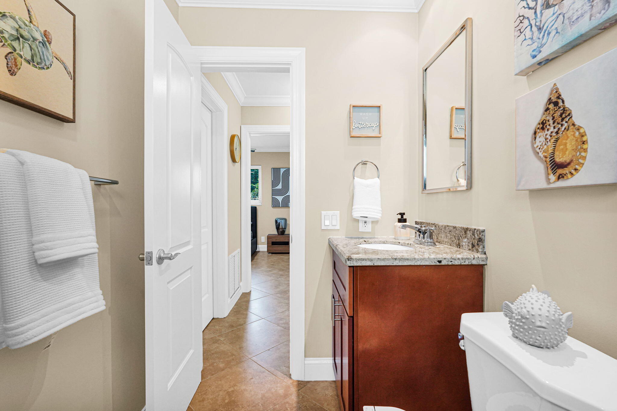 IMPERIAL POINT 1 SEC - Residential