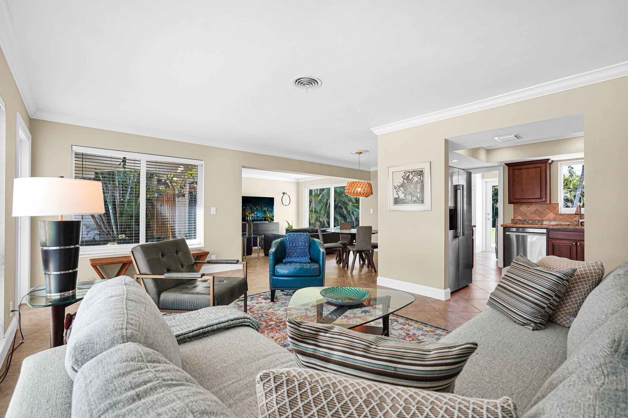 IMPERIAL POINT 1 SEC - Residential