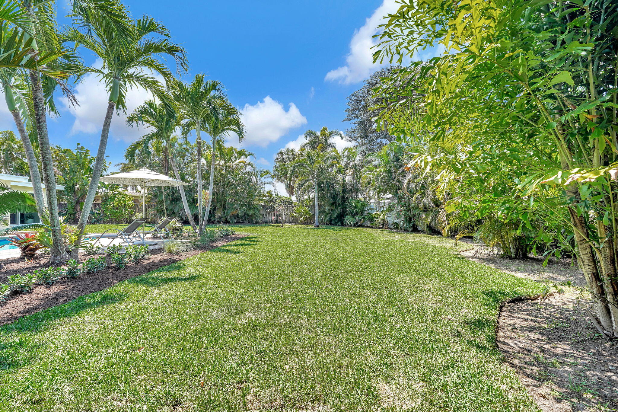 IMPERIAL POINT 1 SEC - Residential