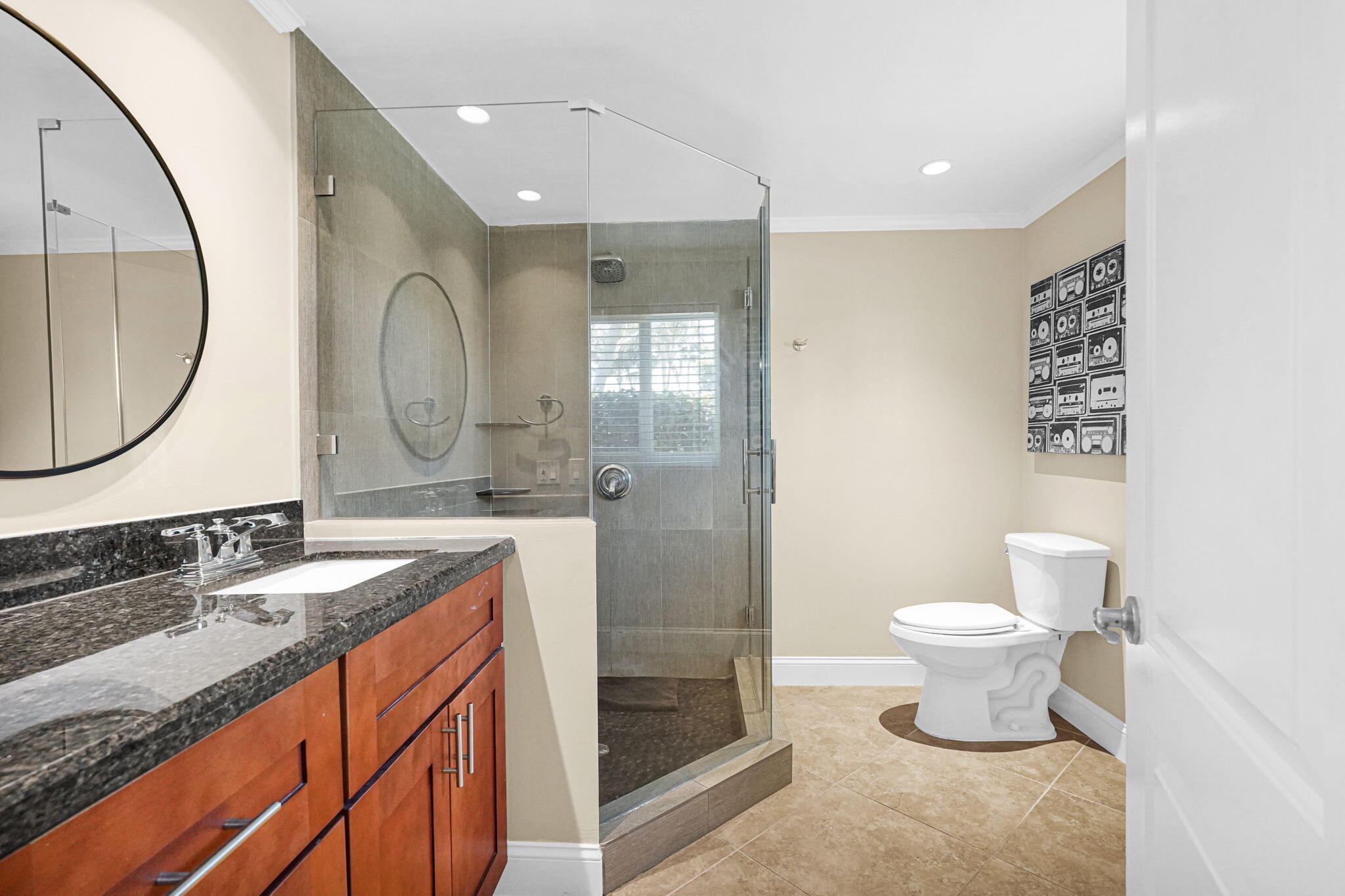 IMPERIAL POINT 1 SEC - Residential