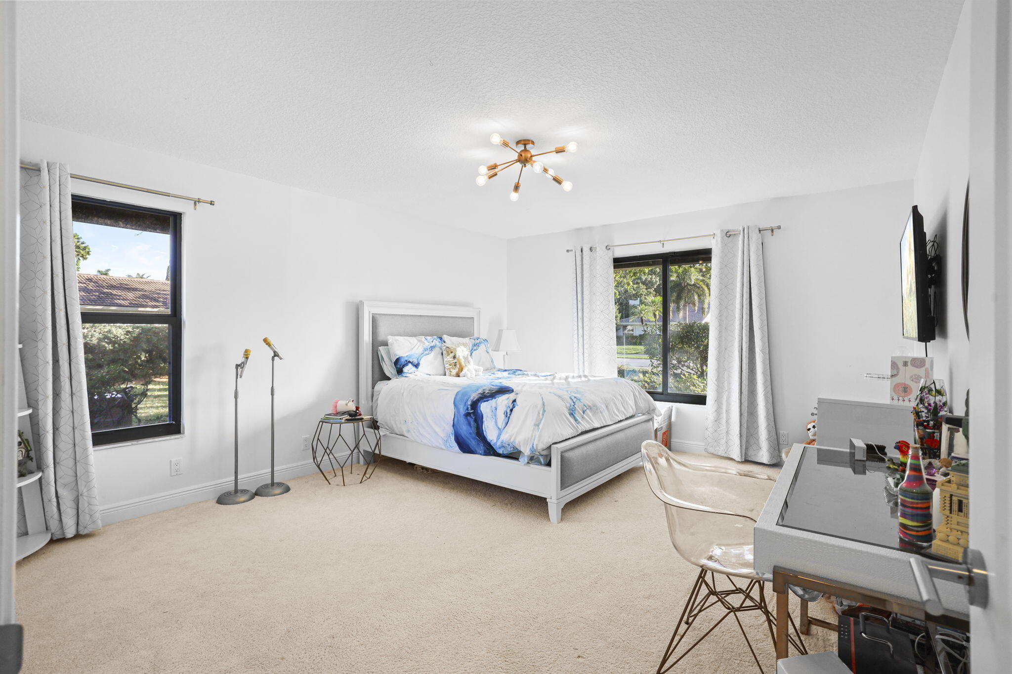 EASTPOINTE - Residential